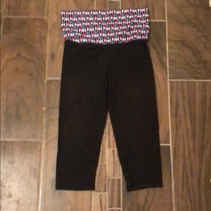 Black Pink cropped leggings